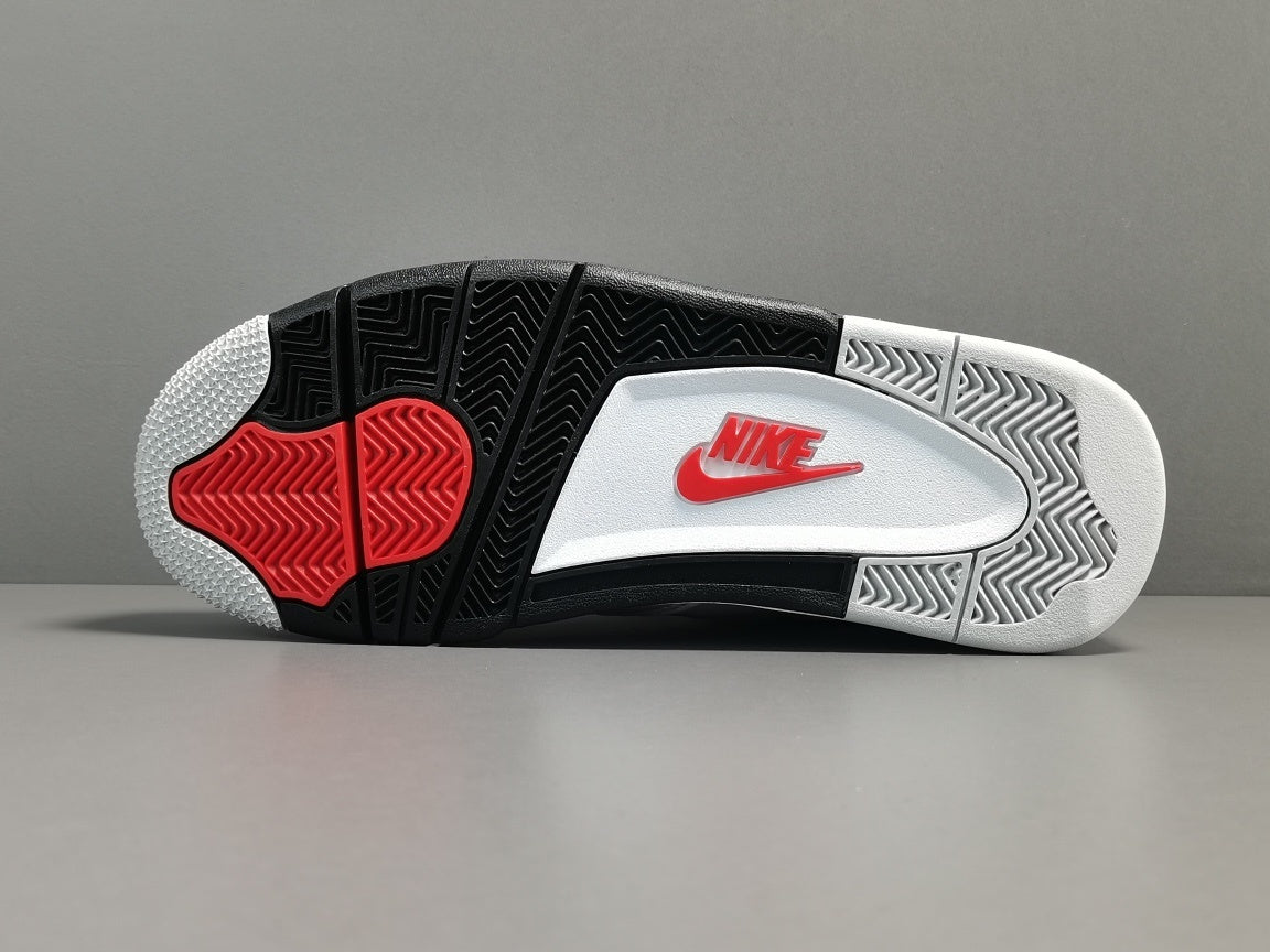 Air Jordan 4 OG "White Cement"