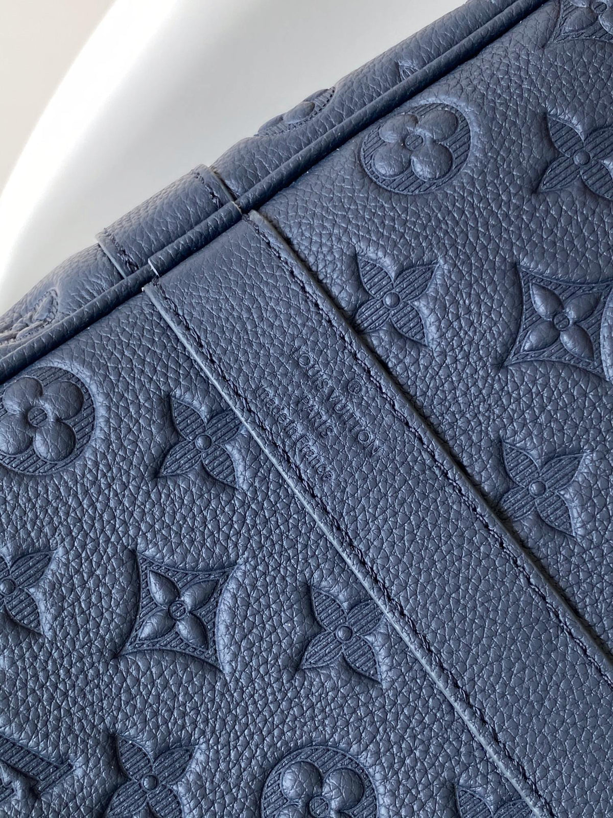 Louis Vuitton Keepall Bandoulière 50