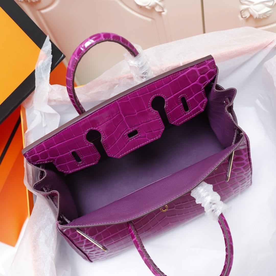 Hermès Crocodile Birking 35