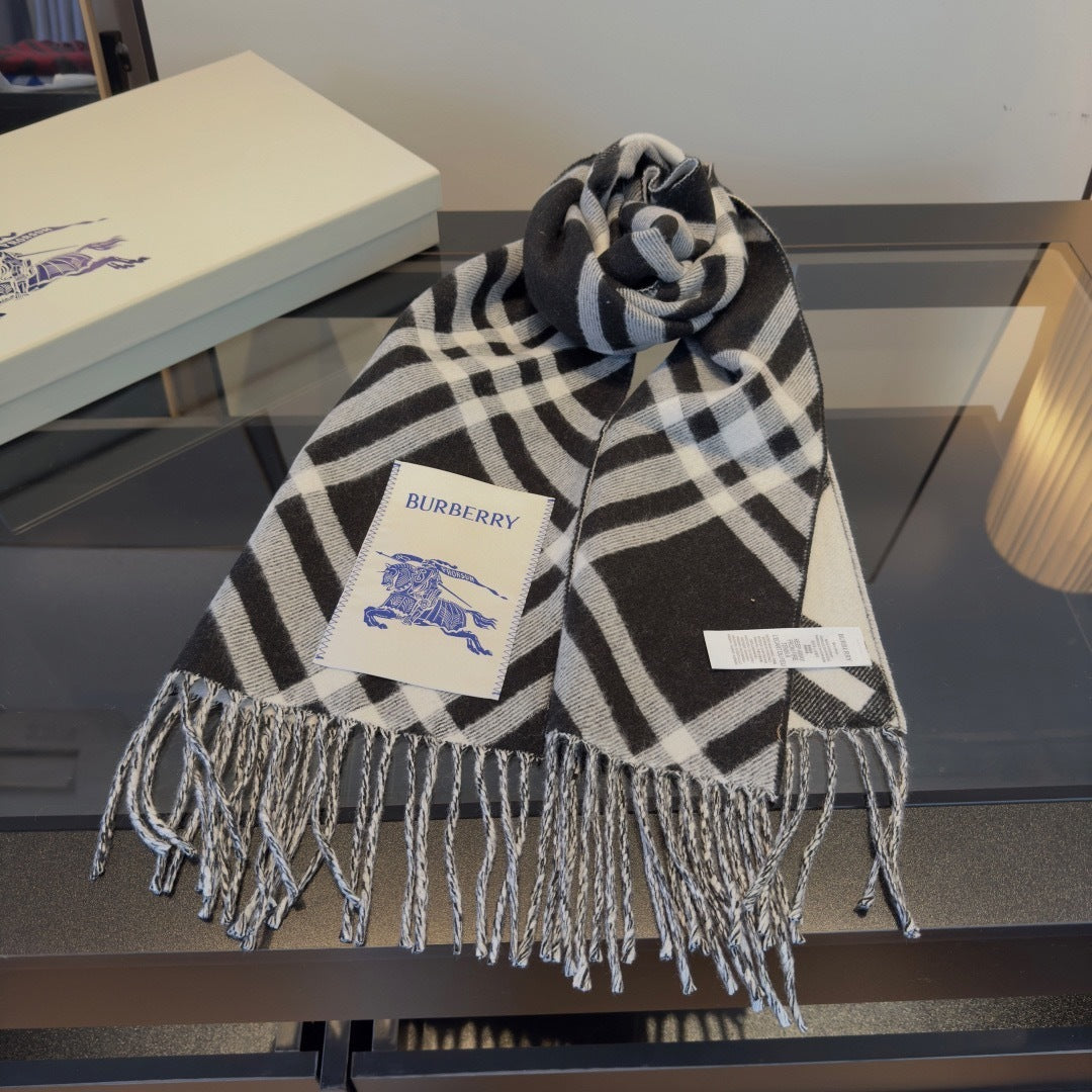 Burberry Check Cashmere Scarf "Black-White"