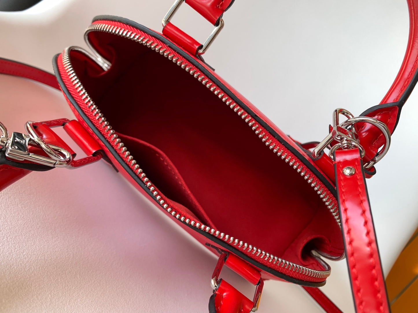 Louis Vuitton Alma BB