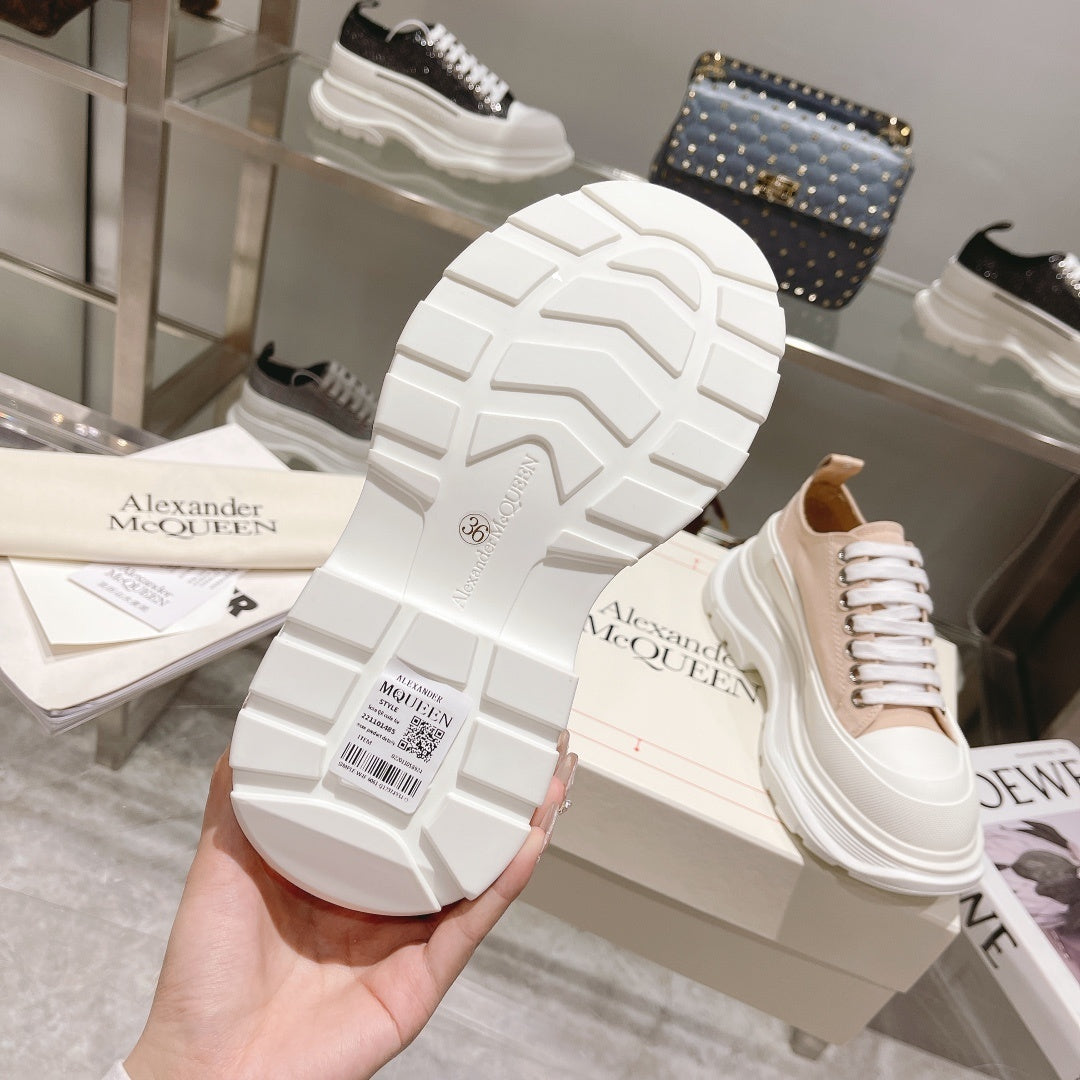 Alexander McQueen Tread Slick Low "Pink"