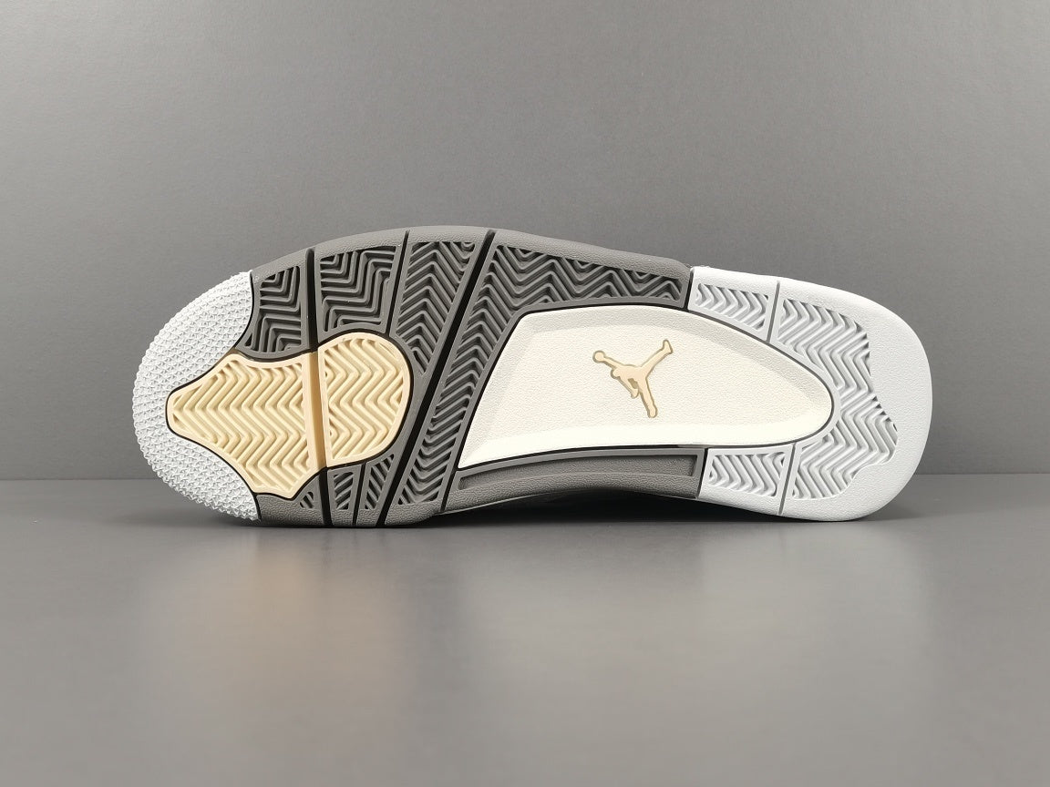 Air Jordan 4 Craft "Photon Dust"