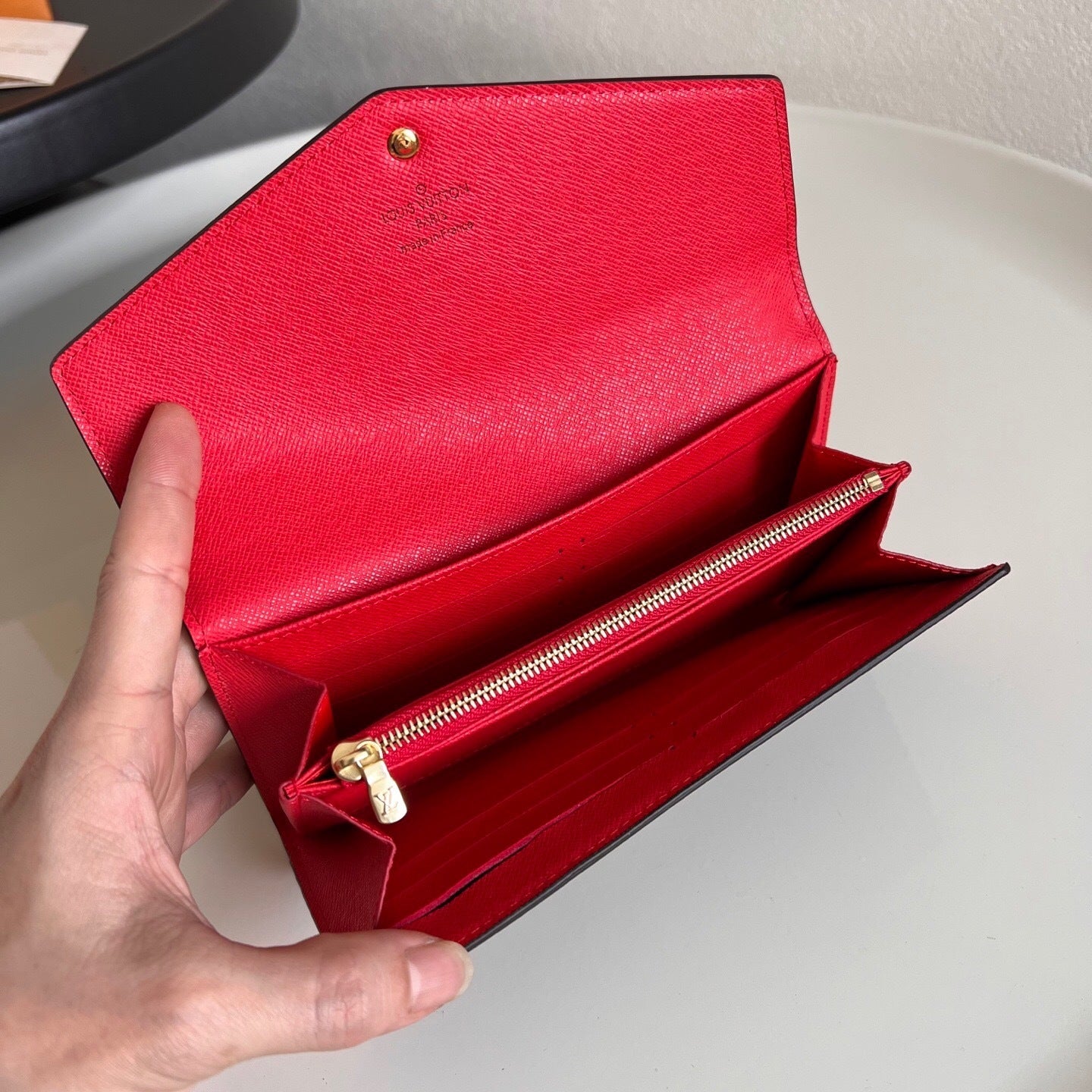 Louis Vuitton Sarah Wallet "Monogram"