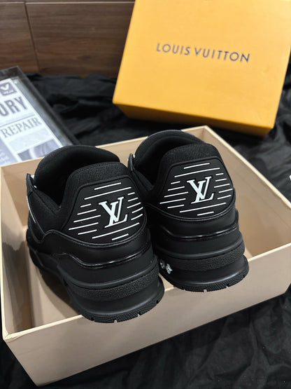 Louis Vuitton LV Trainers "Black"