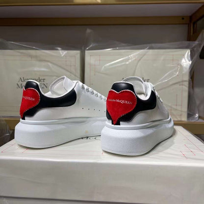 Alexander McQueen Oversized "White-Black Heart"