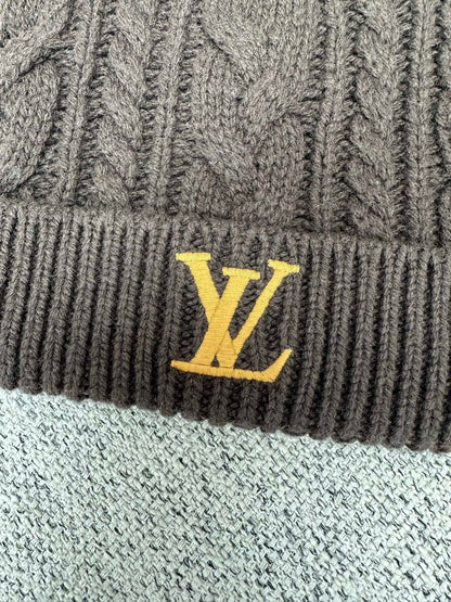 Louis Vuitton Only LV Mini Cable Beanie "Black"