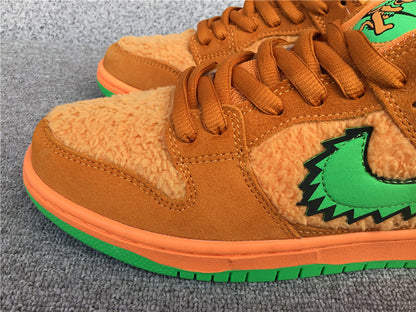 Grateful Dead x Nike SB Dunk Low “Orange Bear”