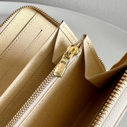 Louis Vuitton Zippy Wallet "Damier Azur"