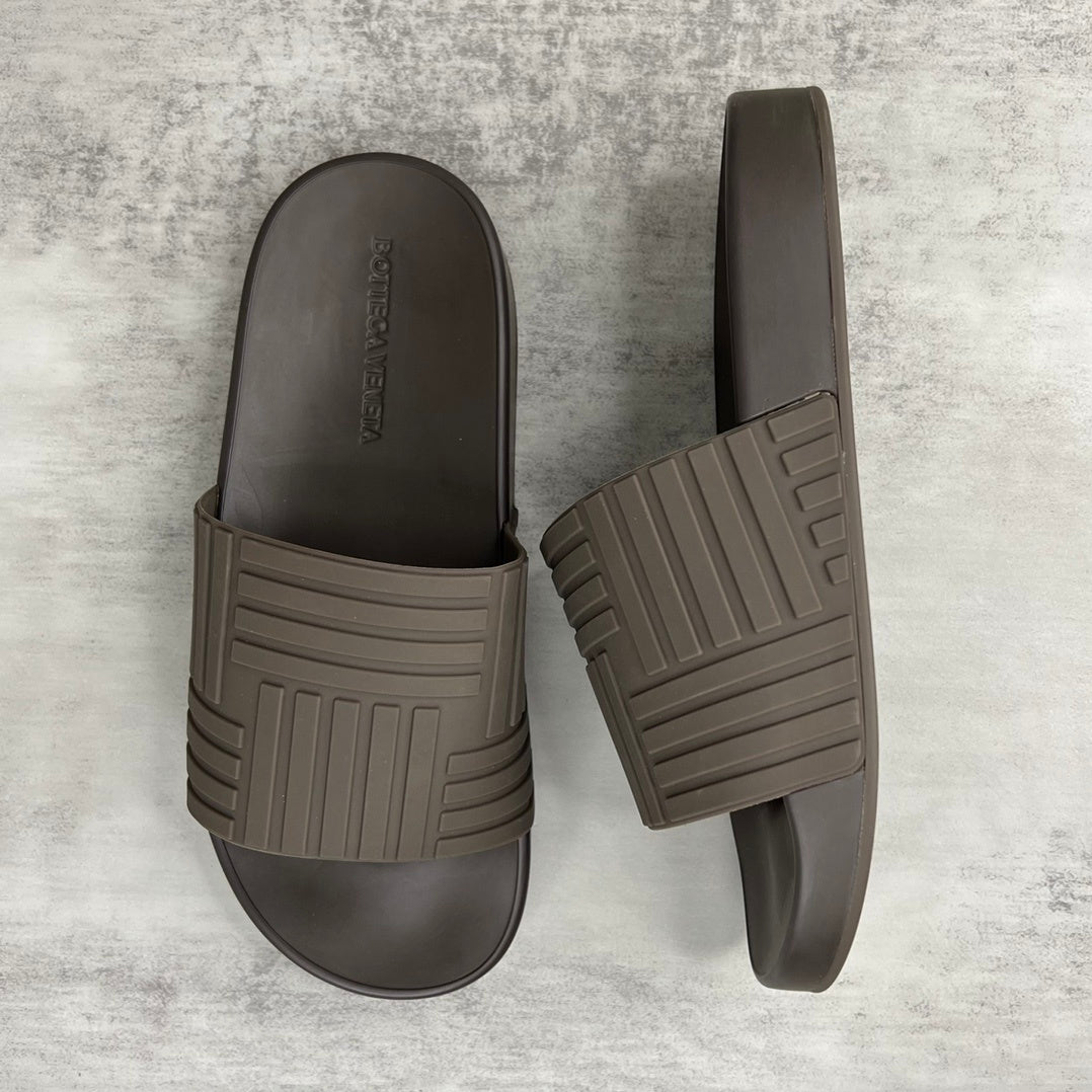 Bottega Veneta Slides "Brown"