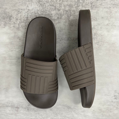Bottega Veneta Slides "Brown"
