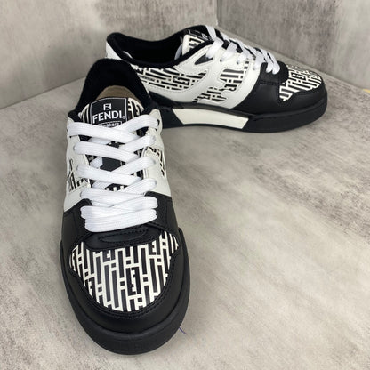 Fendi Match "White-Black Monogram"