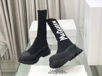 Alexander McQueen Tread Slick Boot "Ribbed Black"
