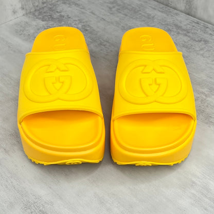 Gucci Slides "Yellow"