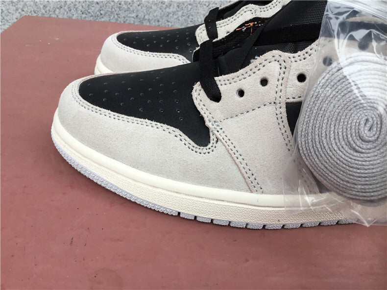 Air Jordan 1 Retro High "Grey"