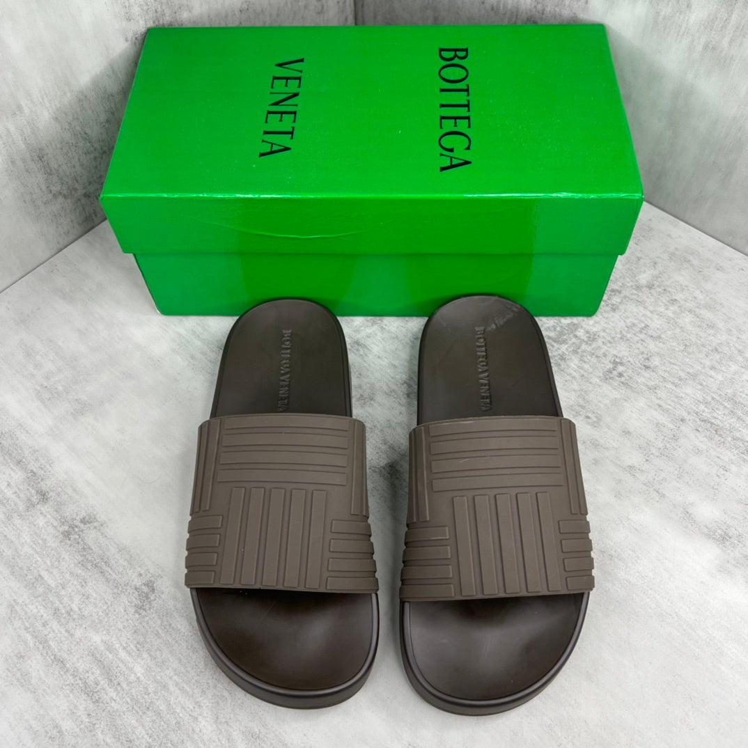 Bottega Veneta Slides "Brown"