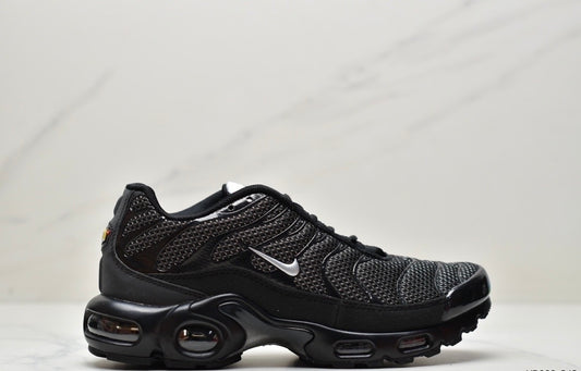 Nike Air VaporMax Plus "Black"