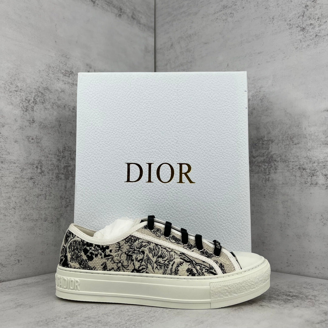 Dior Walk'N'Dior "Beige Tiger"