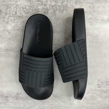 Bottega Veneta Slides "Black"