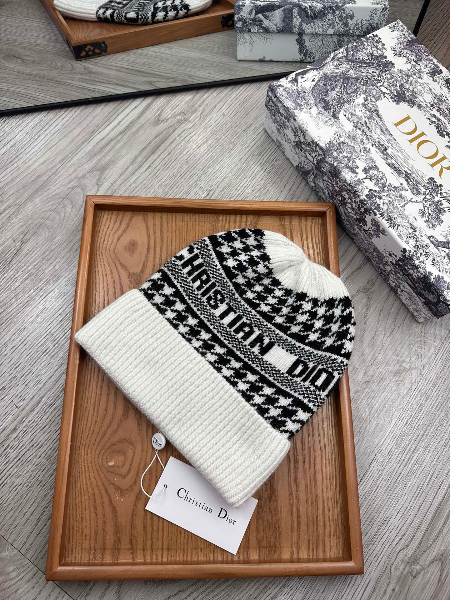 Dior Beanie "White"