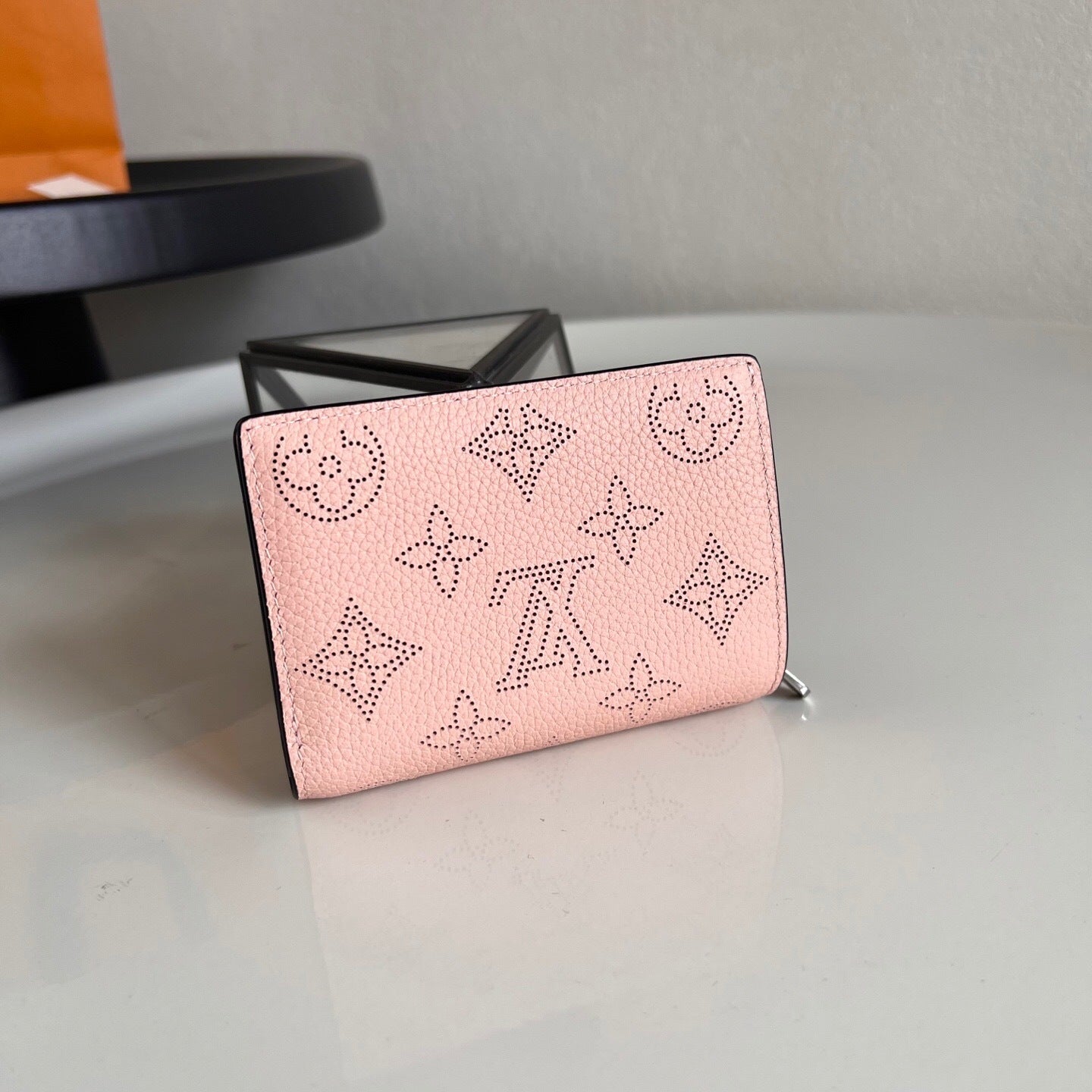 Louis Vuitton Cléa Wallet "Mahina Leather"
