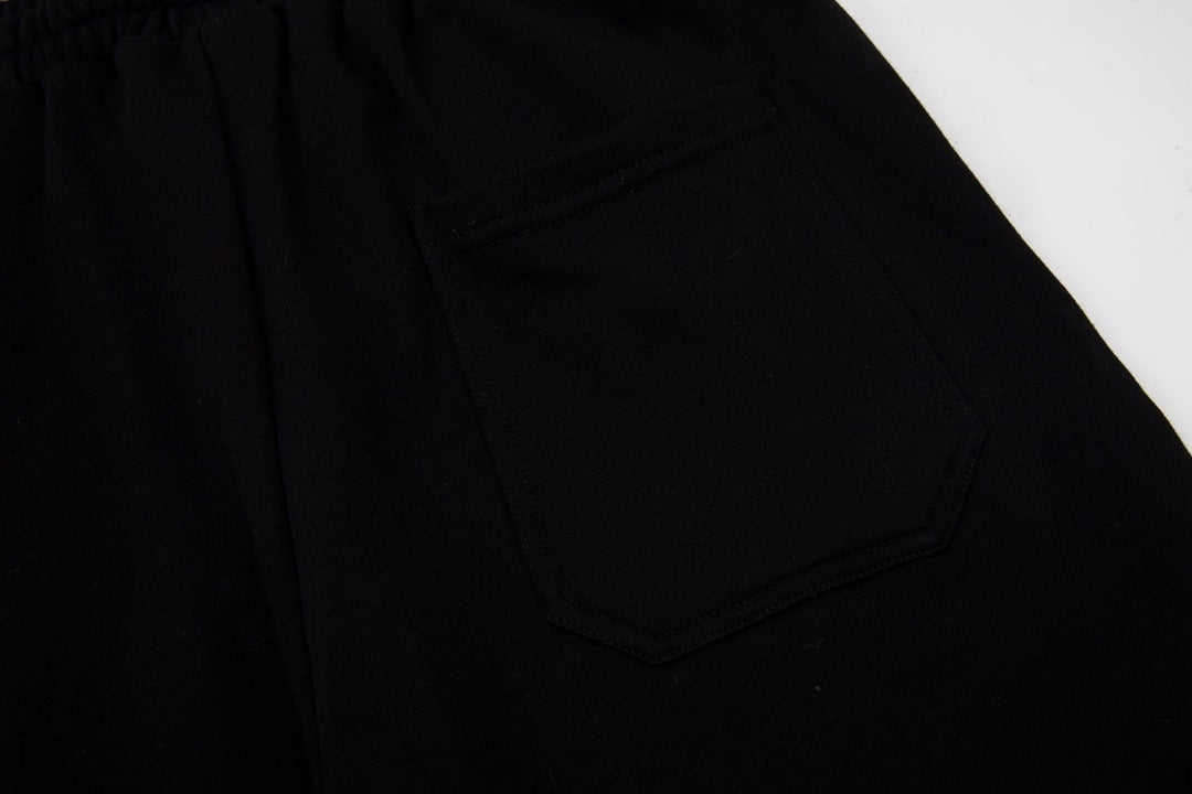 Amiri 22 Shorts "Black"