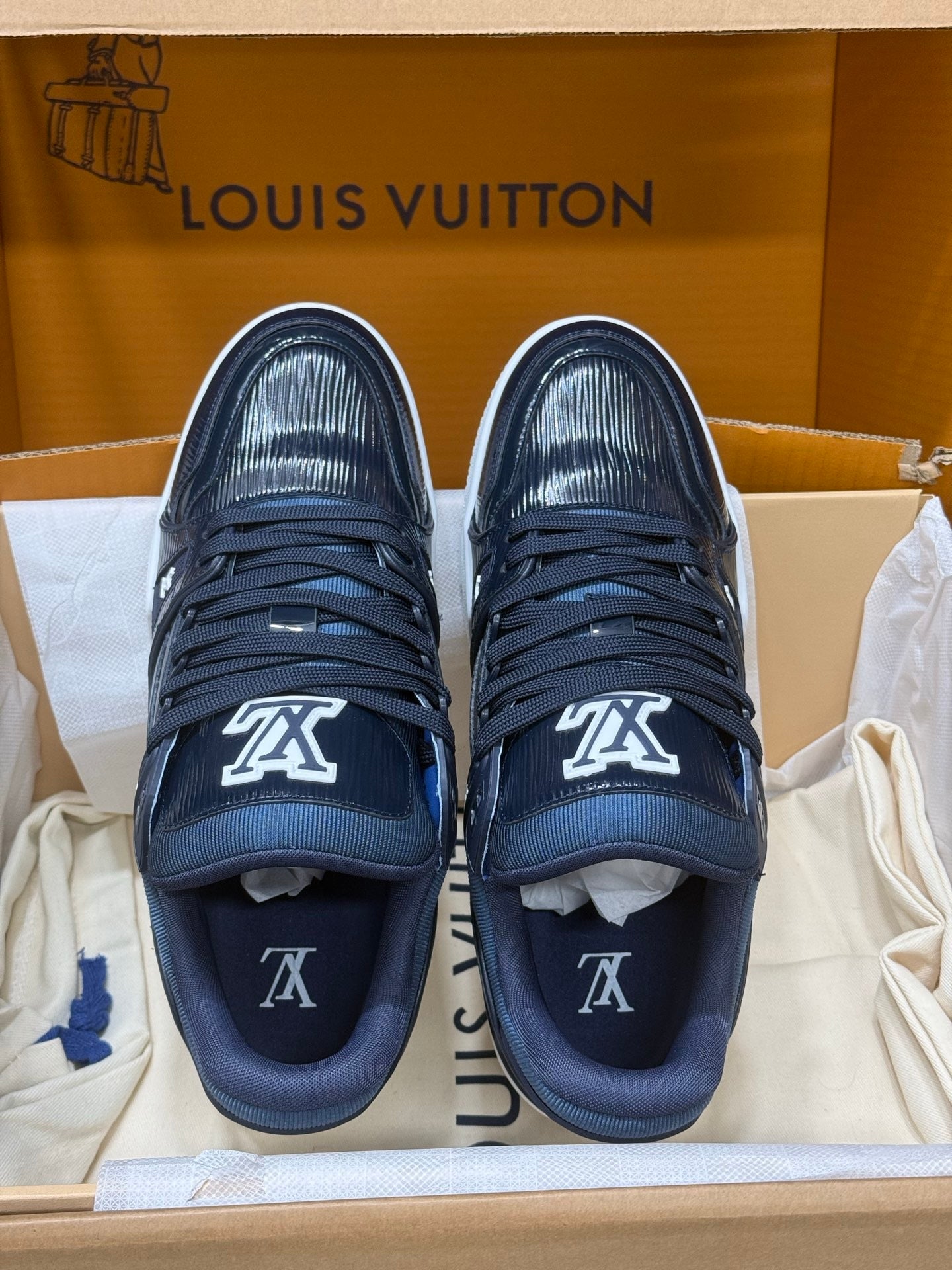 Louis Vuitton LV Trainers "Marine"