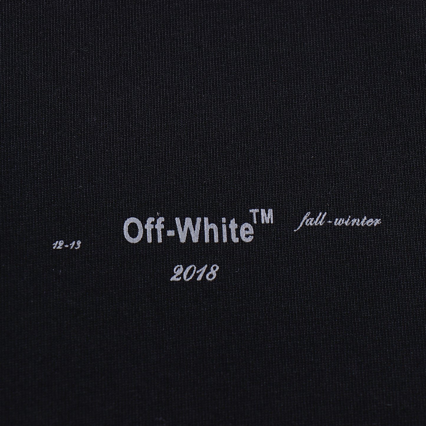 Off-White T-Shirt "Black"