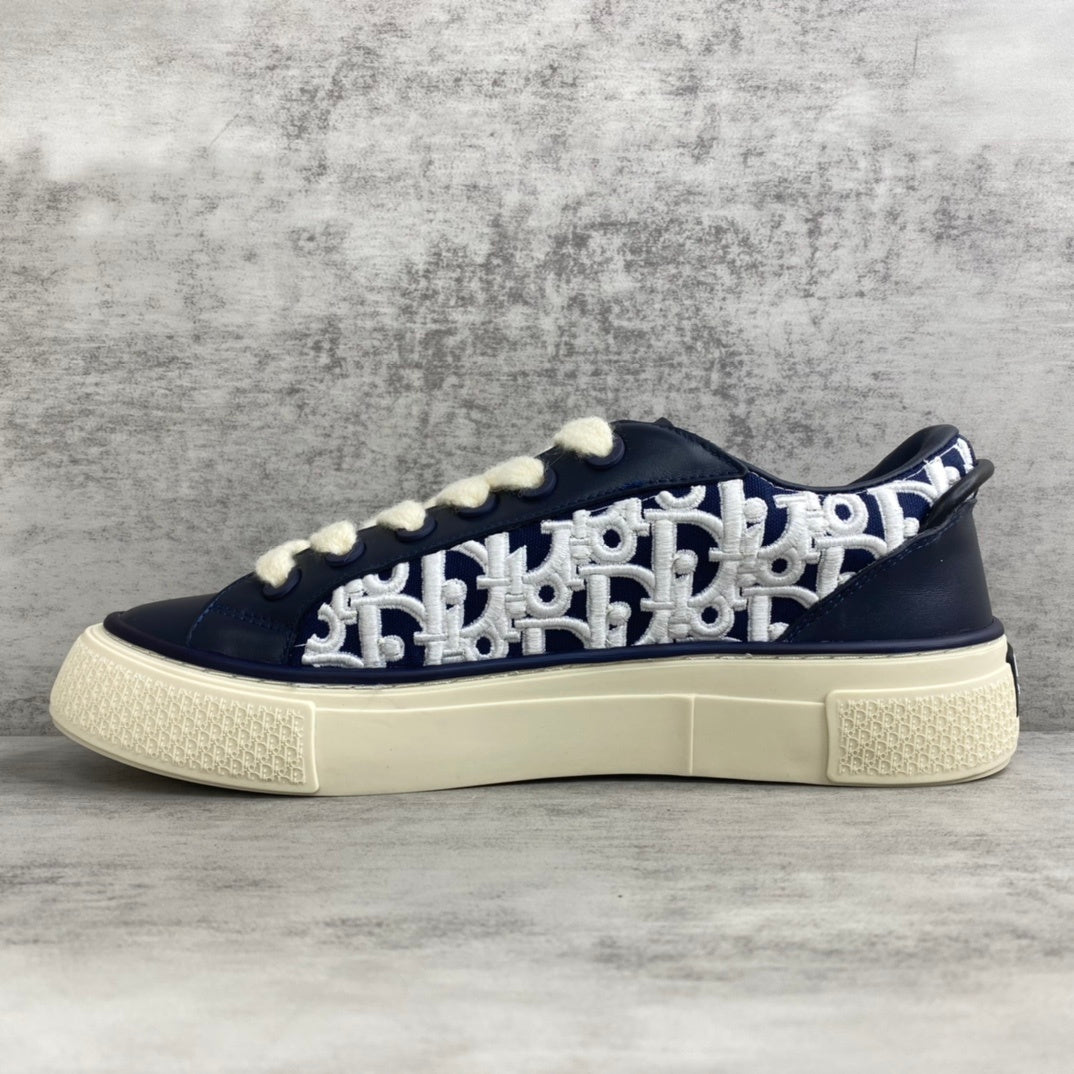 Dior B33 "Blue Oblique Embroidery"
