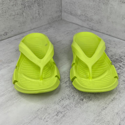 Balenciaga Mold Thong Flip-Flops "Lime"