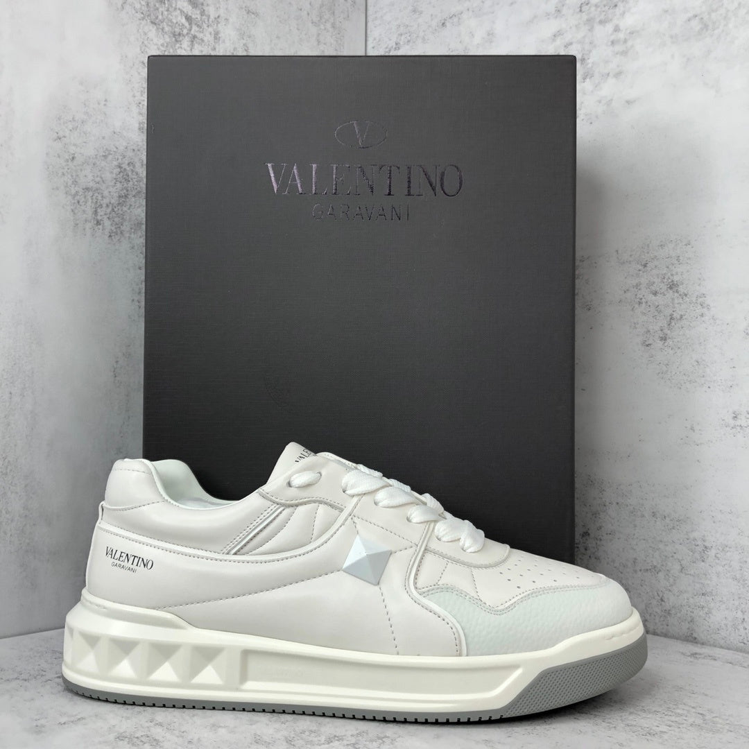 Valentino Garavani One Stud "White-Grey"