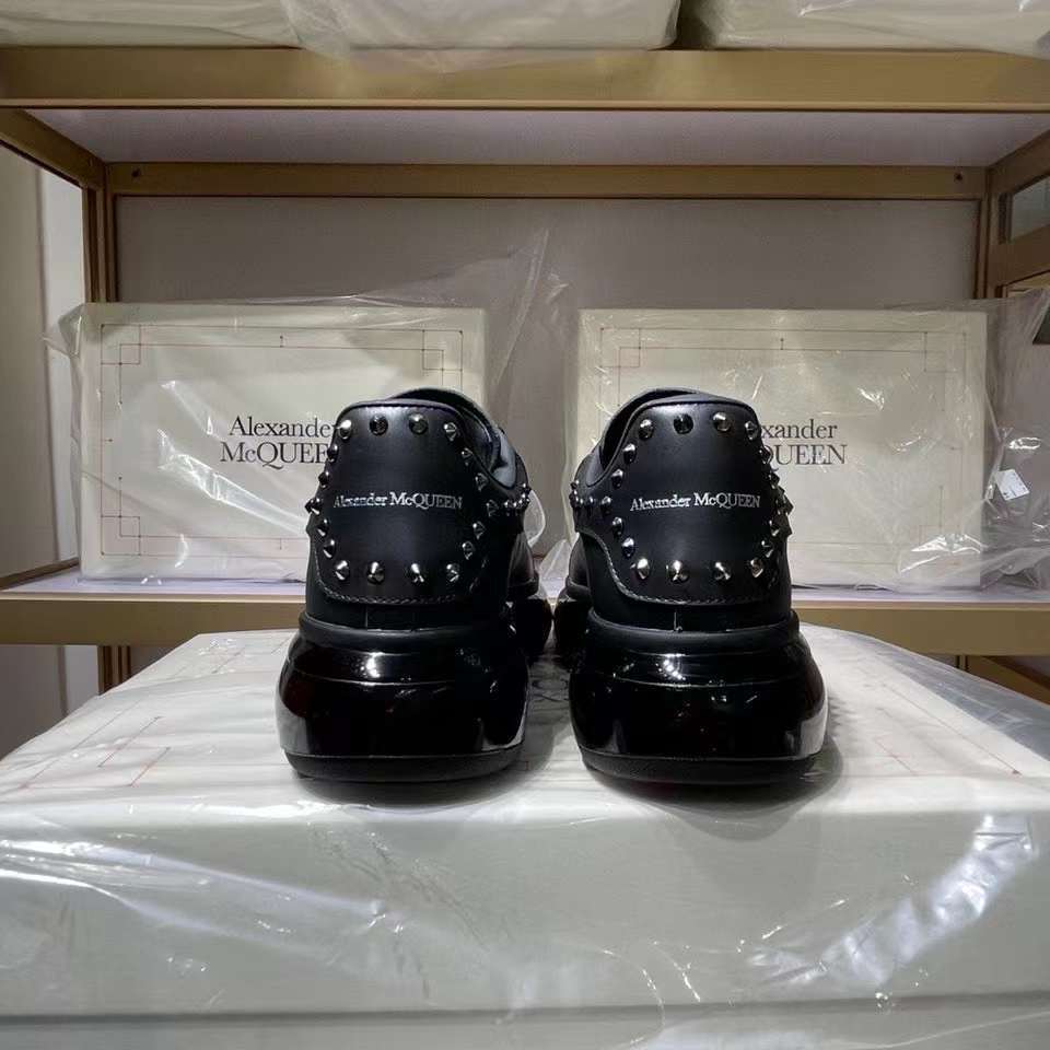 Alexander McQueen Oversized "Black Studded-Clear Sole"
