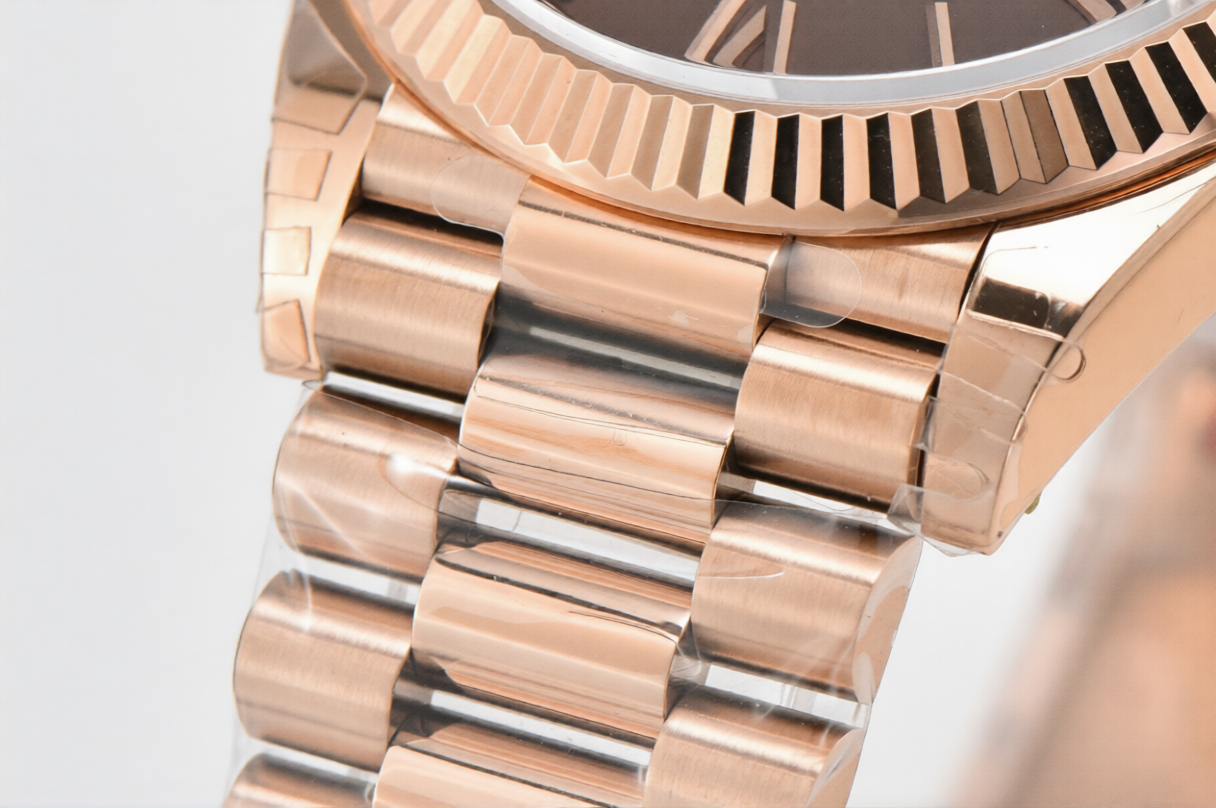 Rolex Day Date 40mm Rose Gold President Bracelet Brown Roman Dial