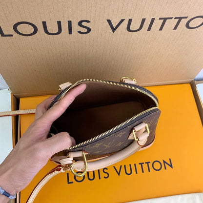 Louis Vuitton Alma BB