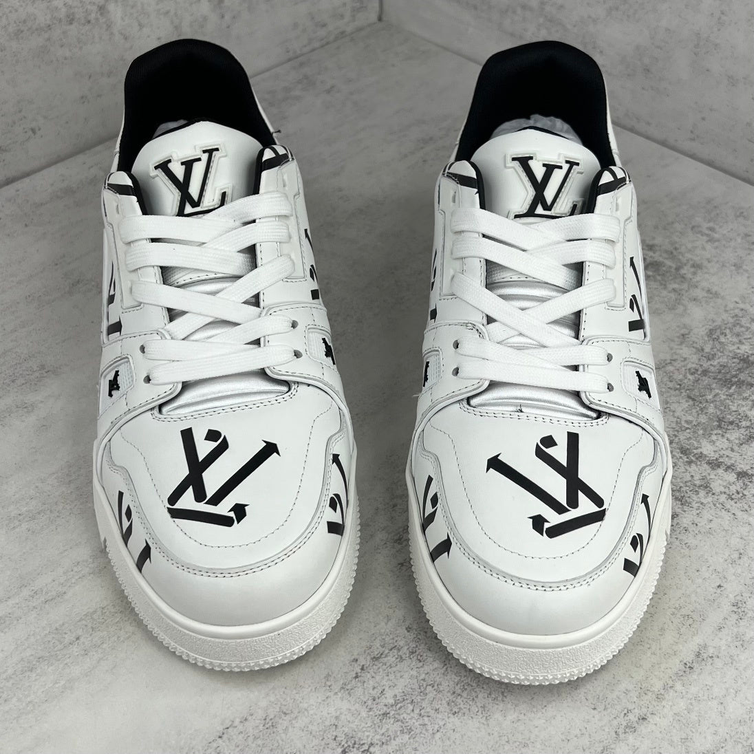 Louis Vuitton Trainers "White-Black Recycled"