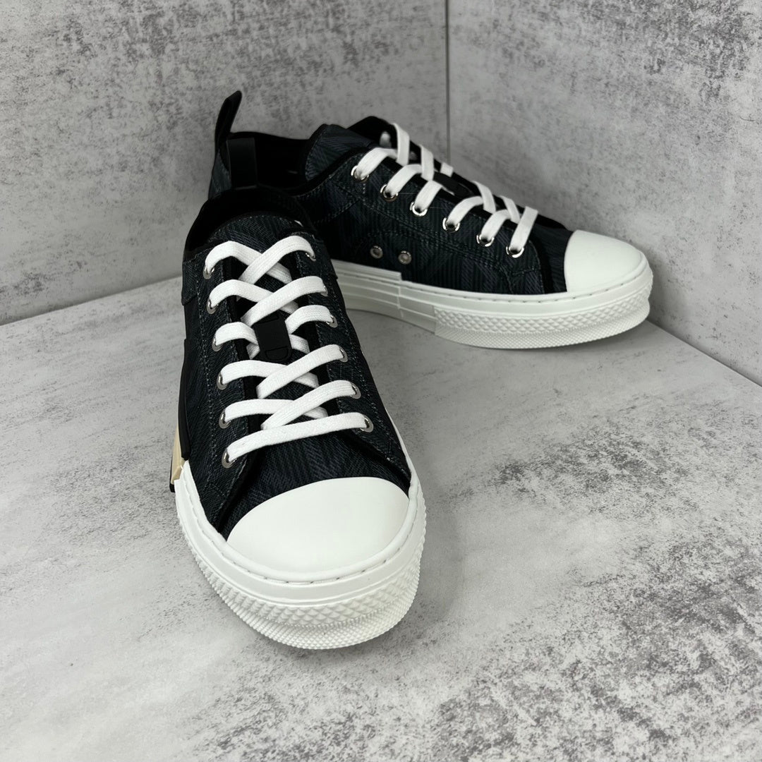 Dior B23 Low "Black CD Diamonds"