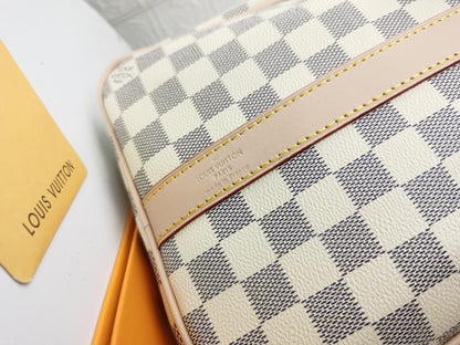 Louis Vuitton Keepall Bandoulière 50