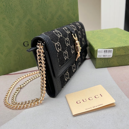 Gucci Jackie 1961 GG Continental Chain Wallet