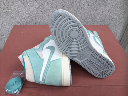 Air Jordan 1 Retro High OG "Turbo Green"