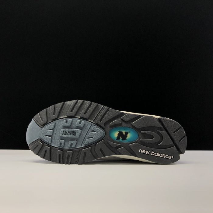 New Balance 990 “Beige-Grey”