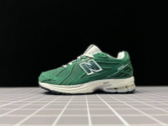 New Balance 1906R “Green-White”