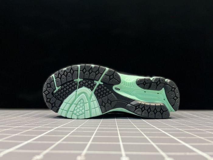 New Balance 1906R “Mint-Black”