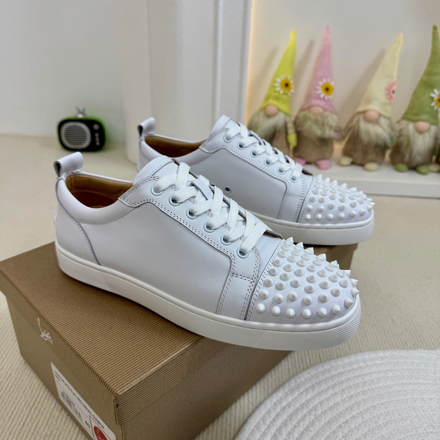 Christian Louboutin Louis Junior Spikes "White"