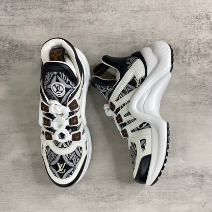 Louis Vuitton Arklight "White-Black Embroided"