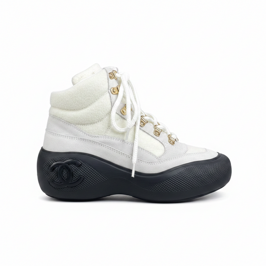 Chanel Snow Boots "White-Black Suede"