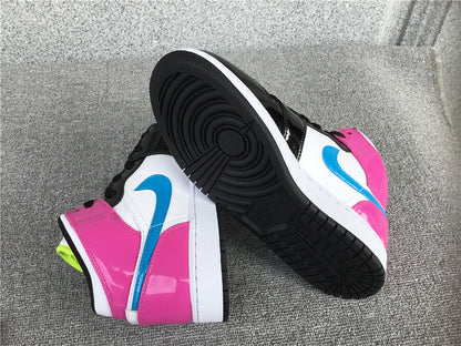 Air Jordan 1 Mid SE "Cyber Active Fuchsia"