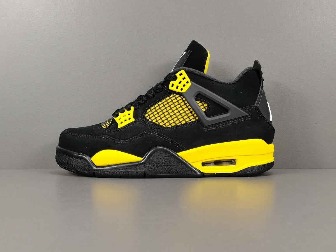Air Jordan 4 Retro "Thunder"