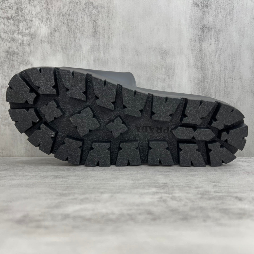 Prada Slides "Black"