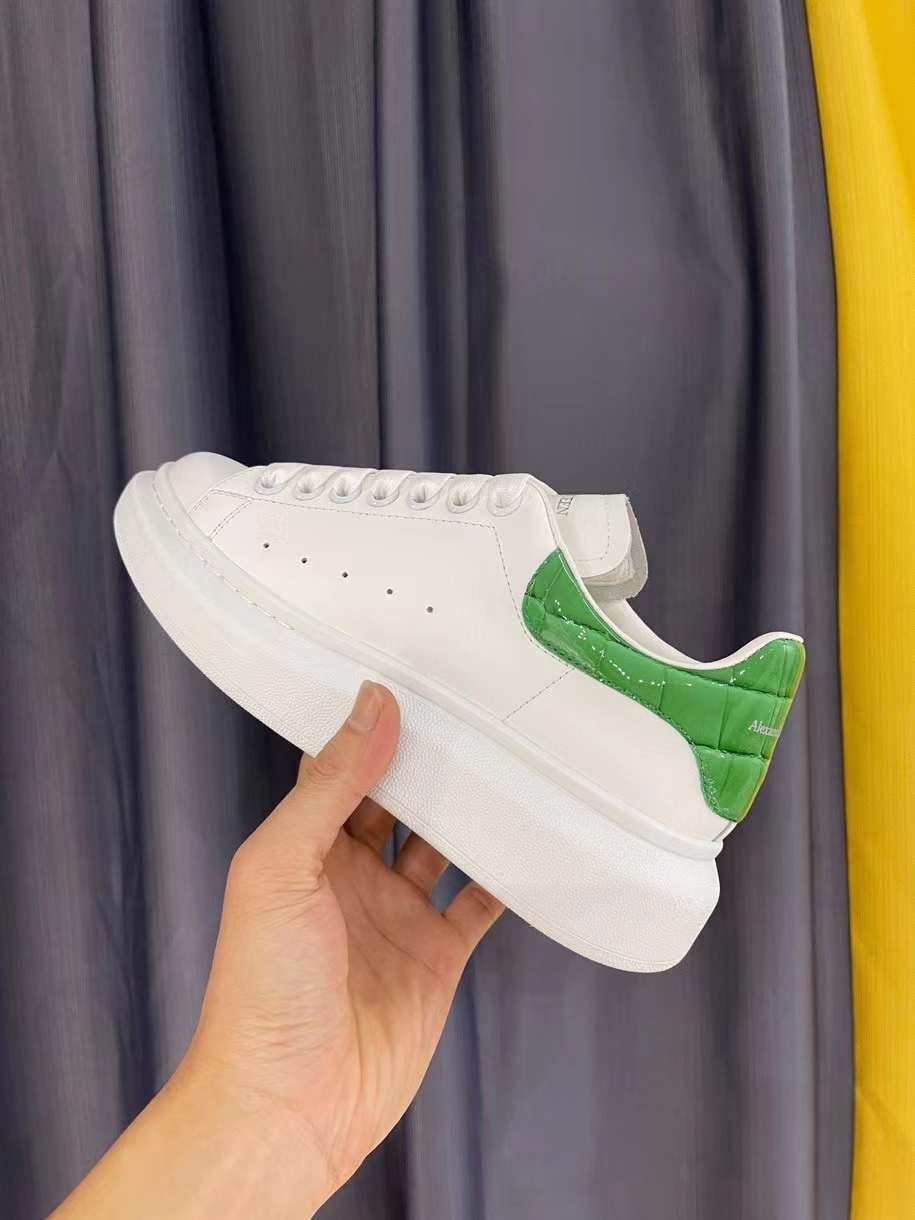 Alexander McQueen Oversized "White-Green Crocodile"