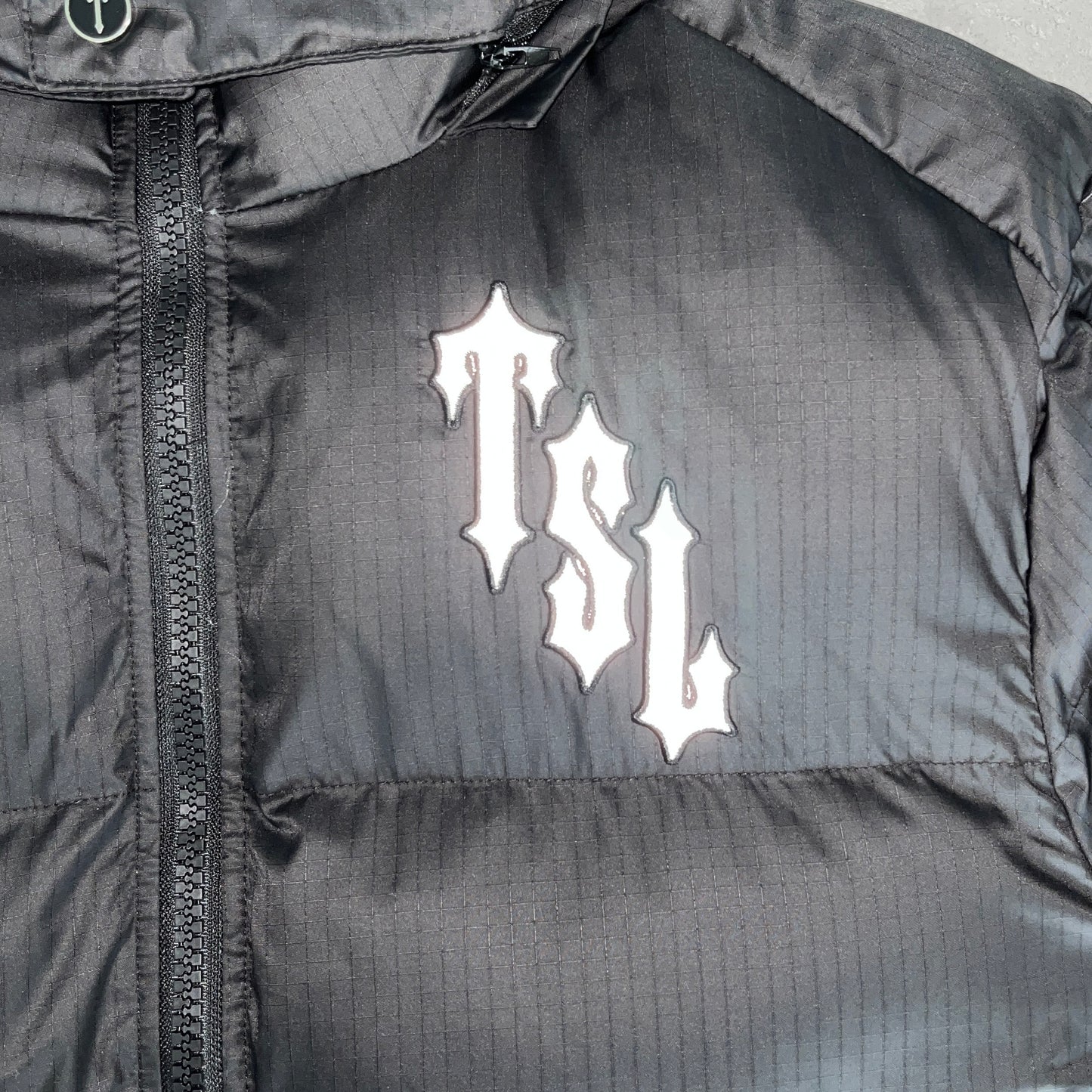 Trapstar Shooters Down Jacket "Black-Reflective Logo"